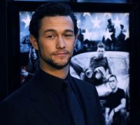 Joseph Gordon-Levitt plays Cobra Commander