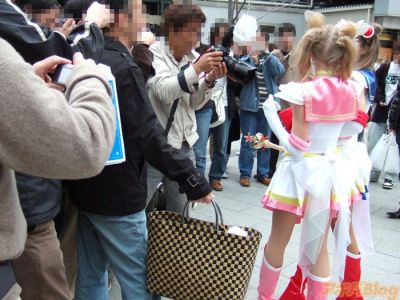 Candy Doll visits Akihabara